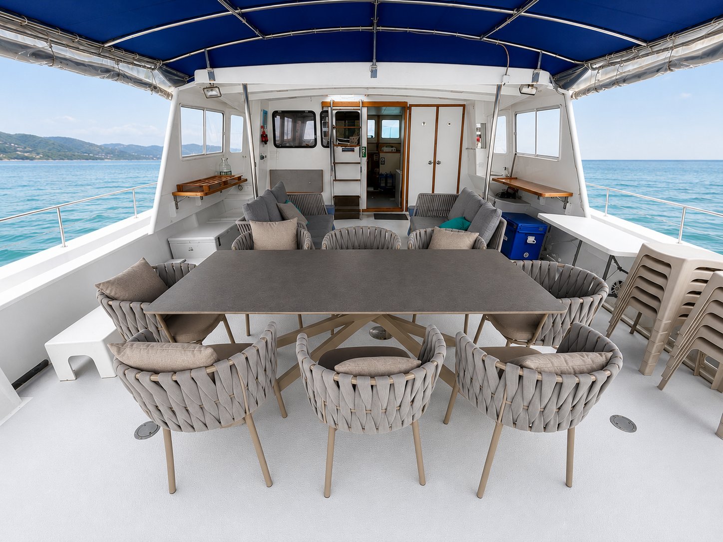 True_Blue_Fleet_Ibiza_boat rental hong kong